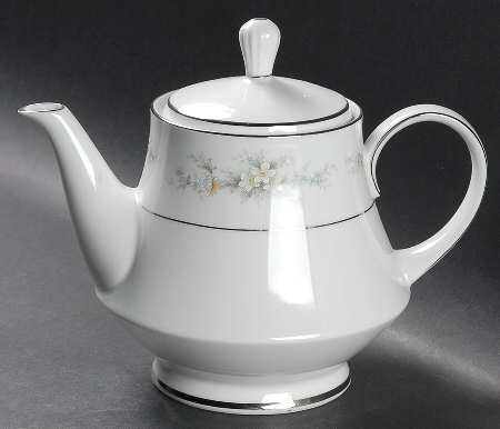 Melissa Teapot & Lid by Noritake