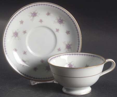 Melita Footed Cup & Saucer Set