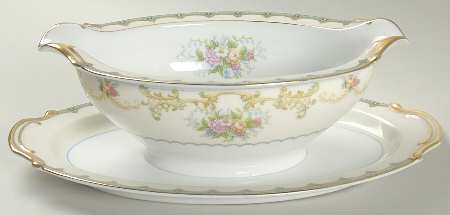 Melot Gravy Boat with Attached Underplate