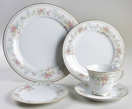 Memory 5 Piece Place Setting