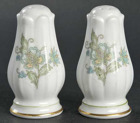 Memorable Salt & Pepper Set