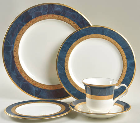 Mendelson 5 Piece Place Setting by Noritake