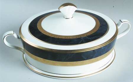 Mendelson Round Covered Vegetable