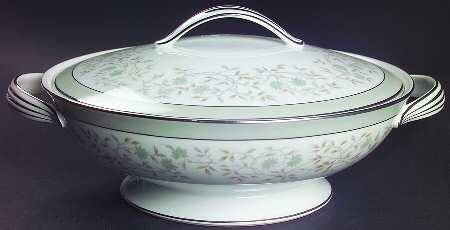 Meredith Round Covered Vegetable