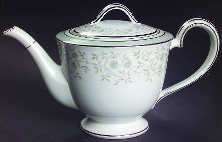 Meredith Teapot & Lid