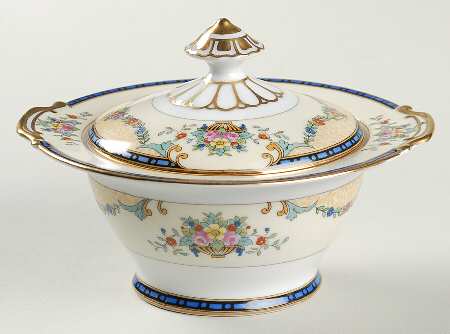 Mercedes Sugar Bowl & Lid