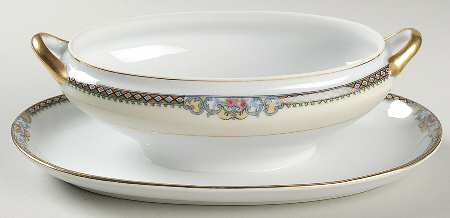 Meringo Sauce Boat with Attached Underplate No Lid