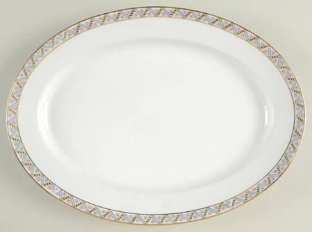 The Metz 11" Oval Serving Platter