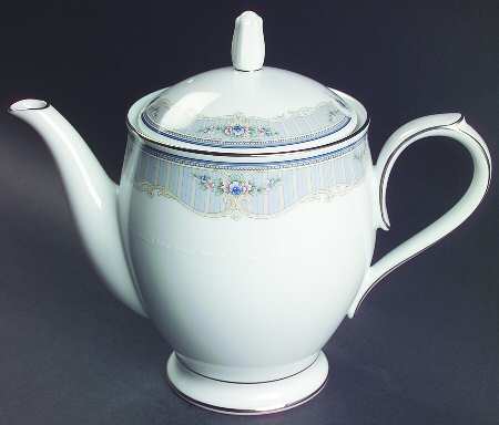 Metarie Teapot & Lid