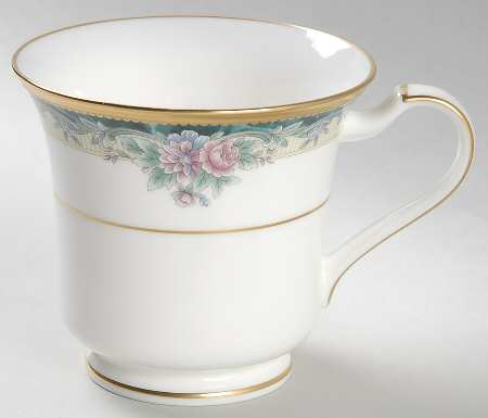 Mi Amor Footed Cup