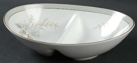 Michelle 10" Oval Divided Vegetable Bowl