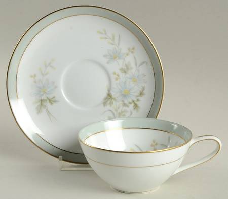 Michelle Flat Cup & Saucer Set