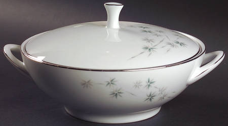 Midori Round Covered Vegetable