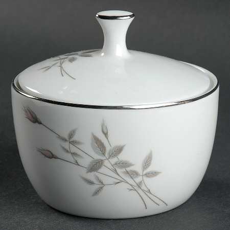 Mignon Sugar Bowl & Lid