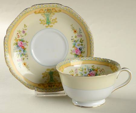 Mimosa Footed Cup & Saucer Set