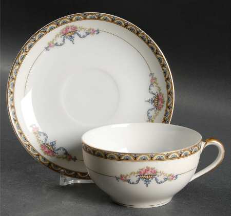 Minerva Flat Cup & Saucer Set