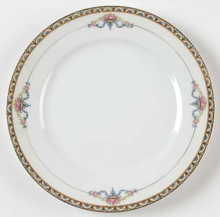 Minerva Luncheon Plate