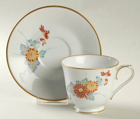 Ming Footed Cup & Saucer Set