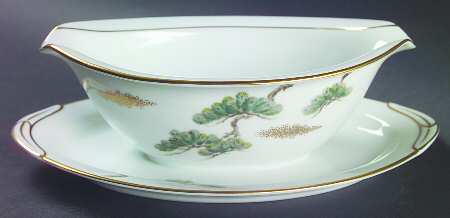 Ming Gravy Boat with Attached Underplate