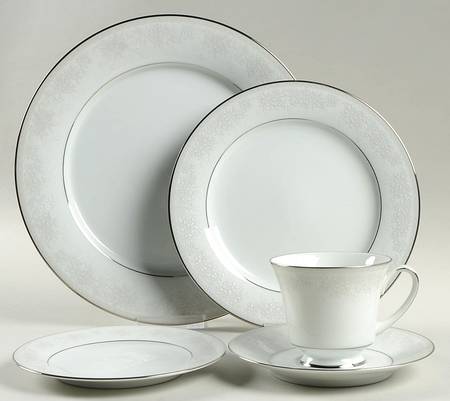 Misty 5 Piece Place Setting