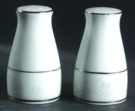 Salt & Pepper Set