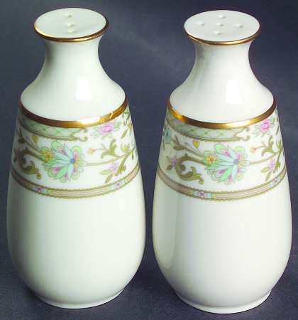 Miyoshi Salt & Pepper Set