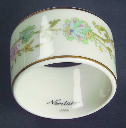 Miyoshi Napkin Ring