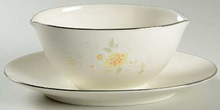 Miyako Gravy Boat with Attached Underplate