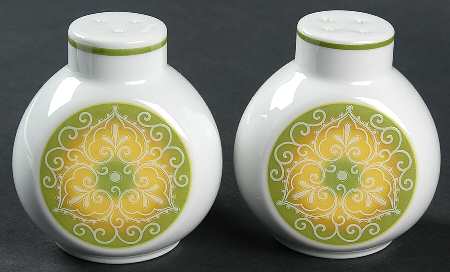 Mo Bay Salt & Pepper Set