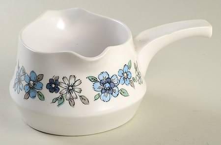 Moda Gravy Boat