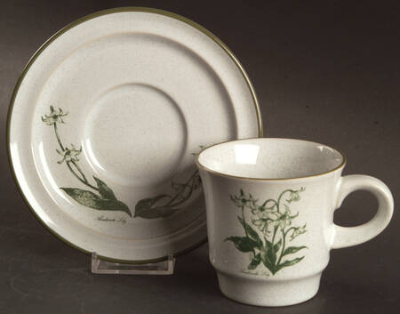 Mountain Flowers Green Flat Cup & Saucer Set