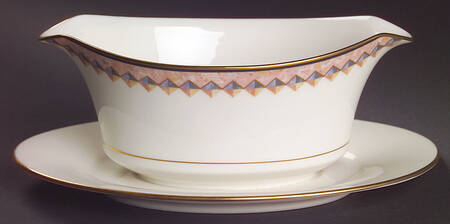 Momentum Gravy Boat with Attached Underplate by Noritake