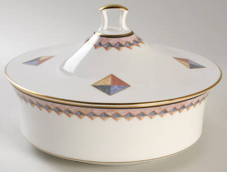Momentum Large Round Covered Vegetable