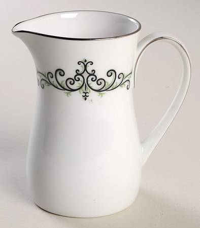 Monterey Creamer