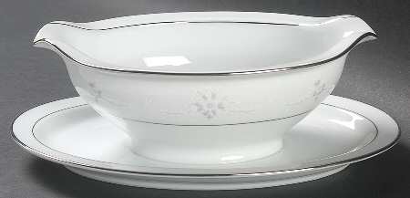 Monaco Gravy Boat with Attached Underplate