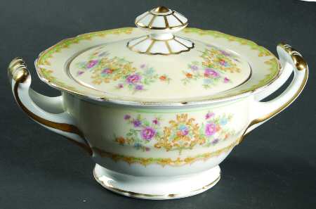 Monarch Sugar Bowl & Lid