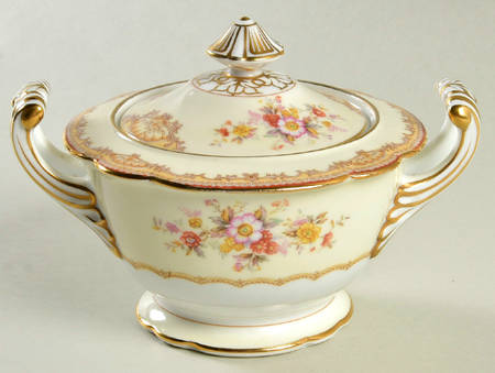 Moneda Sugar Bowl & Lid