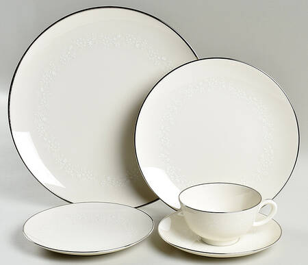 Montblanc 40  Piece Estate Set by Noritake