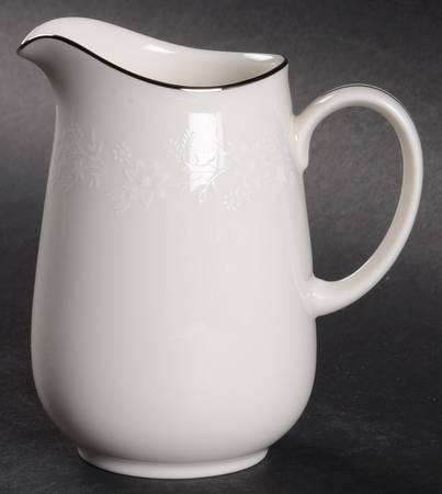Montblanc Creamer by Noritake