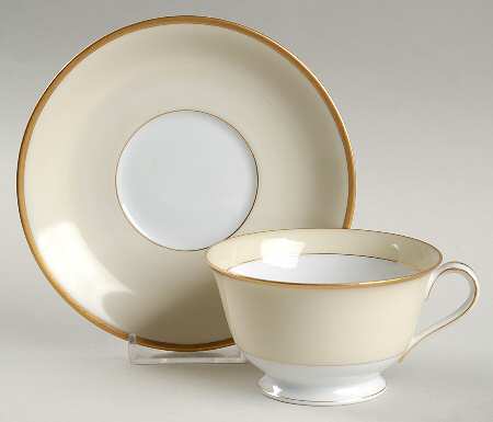 Monterey Footed Cup & Saucer Set