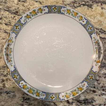 The Monterey Handled Cake Plate