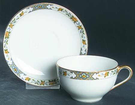 The Monterey Oversized Cup & Saucer Set