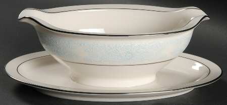 Moonbeam Gravy Boat with Attached Underplate