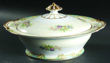 Moreton Round Covered Vegetable