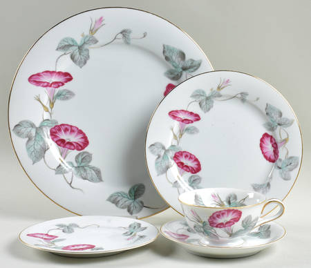 Morning Glory 5 Piece Place Setting