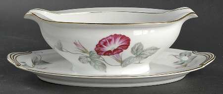 Morning Glory Gravy Boat with Attached Underplate