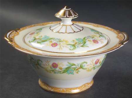 Moselle Sugar Bowl & Lid