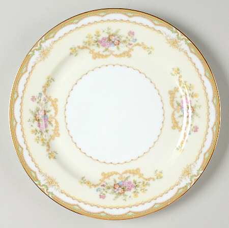Muriel Luncheon Plate