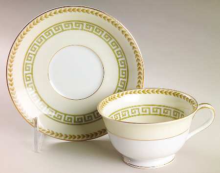 Musetta Footed Cup & Saucer Set