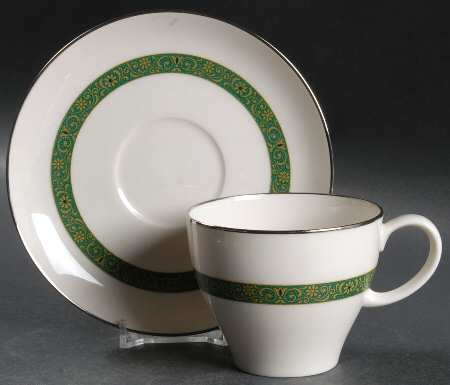 Myrta Flat Cup & Saucer Set